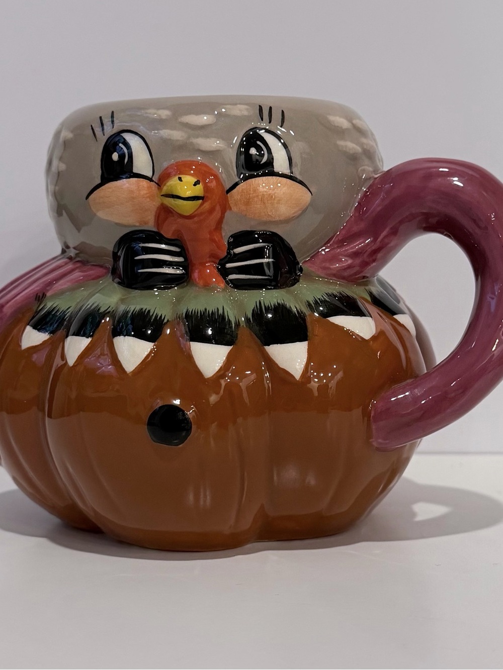 Whimsical Pumpkin Bird Ceramic Mug - Brown & Pink